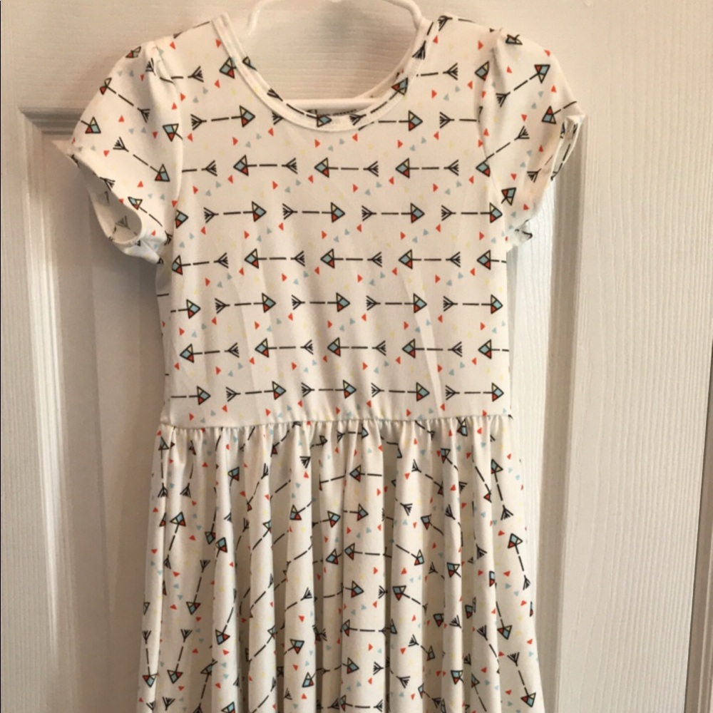 NWT 3/4  DotDotSmile Cap arrow dress